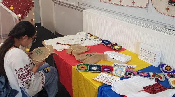 metodele interactive prin care scoala romaneasca din cardiff ii atrage pe copiii din diaspora sa invete romaneste in weekend