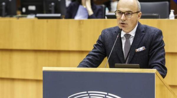 rares bogdan da alarma in ue pauza s a terminat riscam sa sune clopotul de inmormantare