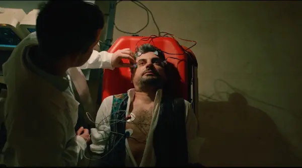 dosarele orasului alb thriller sf romanesc in cinematografe bogdan ficeac aduce aminte cum reactionau comunistii la science fiction