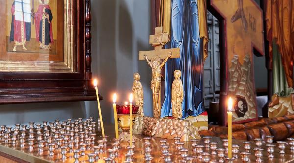 inaltarea sfintei cruci 14 septembrie semnificatia sarbatorii traditii si obiceiuri