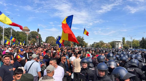 protest masiv al fermierilor in piata victoriei marti jandarmii organizeaza filtre si echipe de dialog