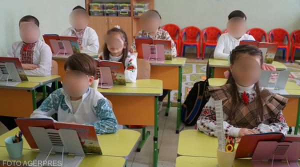 MAE „urmărește îndeaproape” situația clasei cu predare în limba română din localitatea ucraineană Cartal Drepturile minorității, în centrul dialogului bilateral