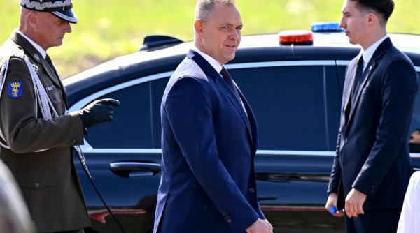 donald trump anunta infiintarea unei baze militare americane in polonia datorita conducerii curajoase a prietenului meu karol nawrocki