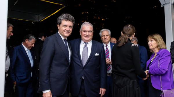 mesajul transmis de nicusor dan in sua zuckerman presedintele a zis ca romania vrea sa fie un contributor nu un spectator pe flancul estic