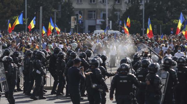 perchezitii in bucuresti si 16 judete la o saptamana de la violentele din piata victoriei au fost emise 30 de mandate de aducere