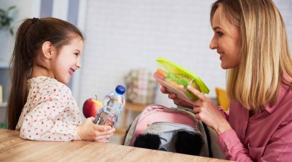 idei pentru pachetul de scoala sau de birou care raman proaspete pana la ora pranzului