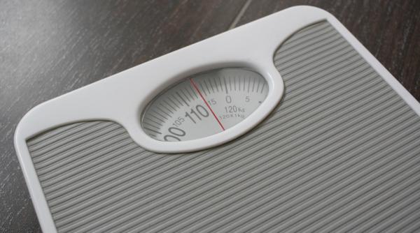 obezitatea o amenintare enorma pentru sanatate prof dr john deanfield atrage atentia asupra educarii tinerilor