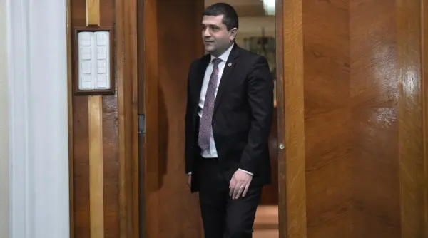 mapn vine cu precizari dupa ce radu miruta a mers luni la audierile din parlament insotit de 3 generali