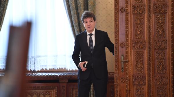 cum iesim din criza cristian pirvulescu de data asta presedintele nicusor dan va nominaliza asa cum si a dorit un premier independent