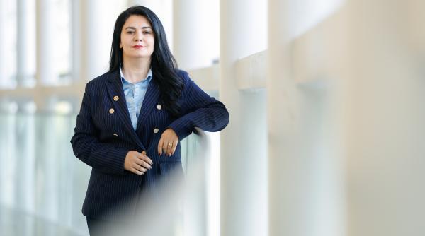 georgiana teodorescu aur provocare pentru presedinte in ziua consultarilor draga nicusor dan ia aminte la ce a facut pedro sanchez