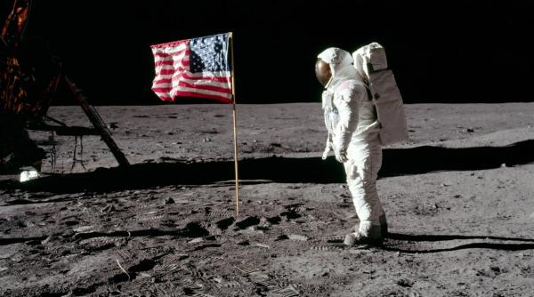 nasa cauta o pestera pe luna pentru a construi o viitoare baza permanenta