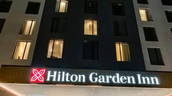 vrei un concediu binemeritat alege hilton garden inn brasov vacanta ta merita sa fie la fel de legendara