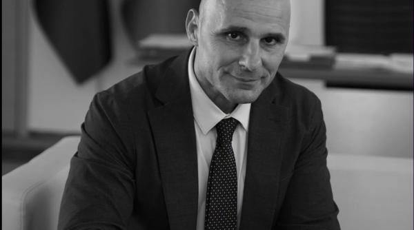 pierdere fulgeratoare a murit daniel oprea un stalp de sustinere in fitness ul romanesc mentor pentru generatii