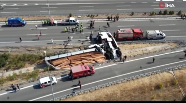 tragedia din turcia 11 morti si 27 de raniti titi aur avertisment despre pericolul autocarelor poate deveni arma de distrugere in masa