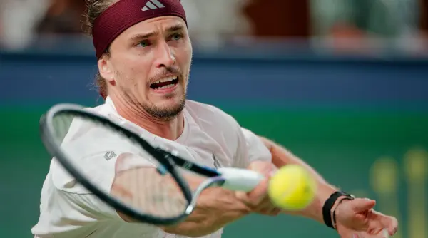 alexander zverev va deveni numarul unu mondial dupa infrangerea suferita de carlos alcaraz la shanghai