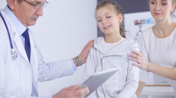 falsele contraindicatii la vaccinare prof dr doina plesca daca ii curge nasul si are un gat putin rosu nu i motiv pentru a nu vaccina copilul video