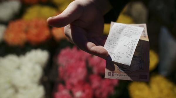 sute de mii de firme risca amenzi de la 1 noiembrie din cauza blocajului privind codul qr de pe bonurile fiscale