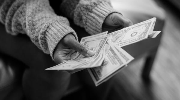 de ce sa alegi serviciile unui ifn in favoarea unei banci clasice