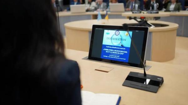 cum ne aparam de dezinformare in era inteligentei artificiale rolul educatiei si a informarii tinerilor in centrul conferintei organizate de universitatea titu maiorescu