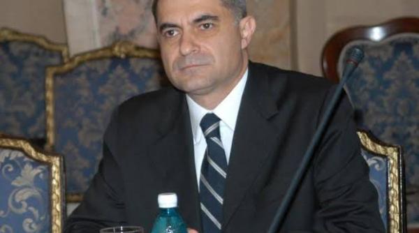 la 10 ani de la presedintia ihra mae organizeaza o noua selectie pentru premiul ambasador mihnea constantinescu si o expozitie documentara