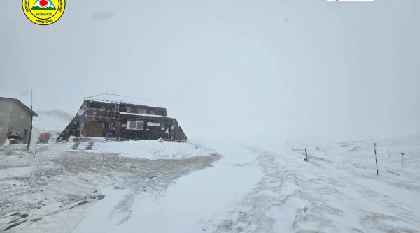 turista din israel ranita in zona varfului omu salvamontistii din prahova intervin pentru salvarea ei