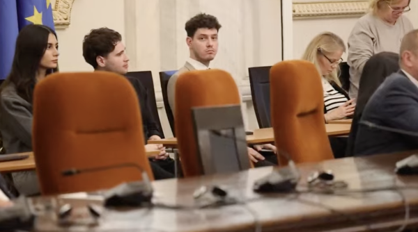 candidatul pentru functia de ministru al digitalizarii este absent sa l cautam online ca e d asta cu digitalul glume si revolte in comisie