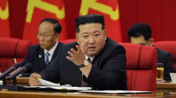 kim jong un ar fi fost transportat de urgenta la un spital din china