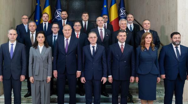 luca niculescu a fost la preluarea mandatelor de catre noii ministri cele mai importante mesaje