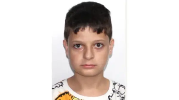 minor de 14 ani cu epilepsie dat disparut in sectorul 6 al capitalei politistii fac apel la populatie