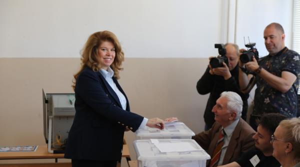 alegeri prezidentiale bulgaria voteaza cu razboiul din ucraina la usa iliana iotova presedinta pacii favorita sondajelor critica sprijinul militar pentru kiev