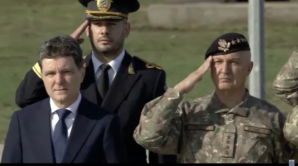custodele coroanei romane margareta nicusor dan si luca niculescu activitati de ziua armatei romane lista evenimentelor video