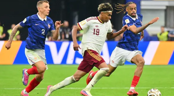 balonul de aur 2026 lista nominalizatilor si premiul special boat mbappe votez cu mine insumi replica lui lamine yamal