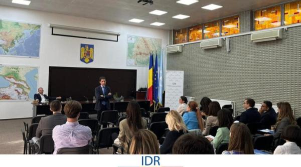 DIPLOMAȚIE ECONOMICĂ Program de dezvoltare și perfecționare profesională la Institutul Diplomatic Român