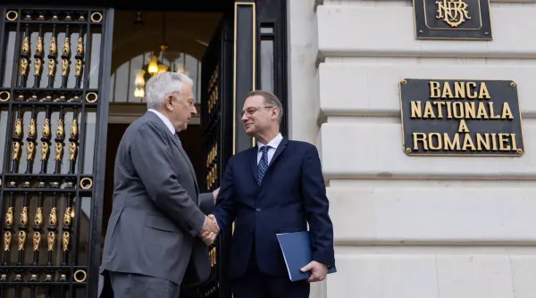 premierul luca niculescu intalnire cu mugur isarescu la bnr discutii despre provocarile actuale ale economiei romaniei