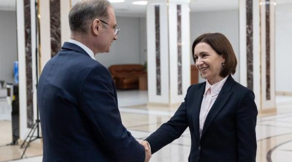 premierul luca niculescu discutie cu usile inchise cu maia sandu presedinta republicii moldova