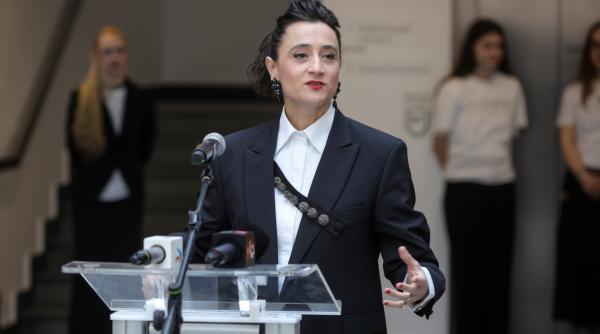 tabloul peisaj de grigorescu evaluat la 3 5 lei ministrul culturii este o eroare umana au mutat o virgula va fi corectata