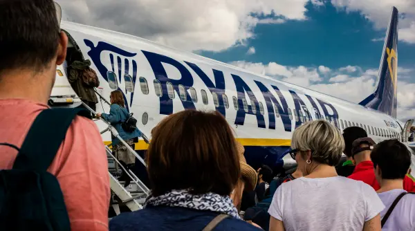 ryanair anunta o noua regula privind bagajele intra in vigoare de luna viitoare in toate aeroporturile