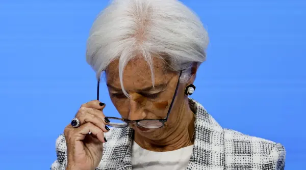 motivul din spatele demisiei lui christine lagarde din fruntea bancii centrale europene