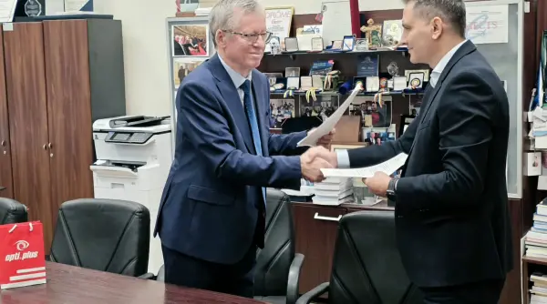 parteneriat strategic in universitati optiplus ofera consultatii gratuite si reduceri speciale membrilor federatiei nationale sindicale alma mater si institutelor de cercetare afiliate