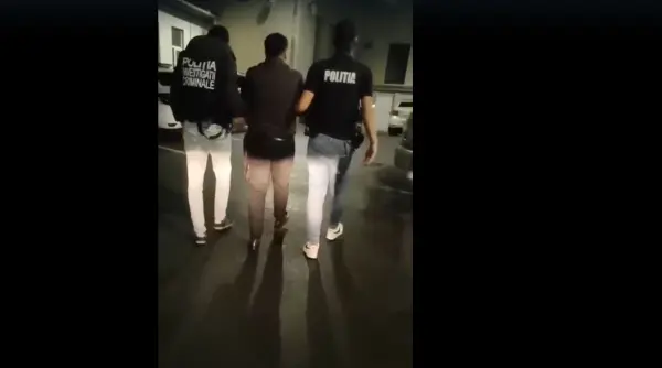 escrocheria reprezentantii bancii si ai politiei a facut noi victime suspect arestat la cluj dupa ce ar fi inselat o femeie de 75 de ani cu 20 000 de euro