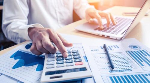 Capcana fiscală din 2026 pentru antreprenorii cu mai multe firme. Când pierzi impozitul micro fără să ți dai seama