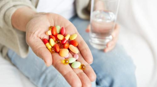 Exagerăm cu suplimentele alimentare? Riscurile ascunse ale consumului excesiv