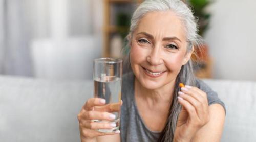 Vitamina care ajută la menținerea sănătății oaselor la vârstnici. Nu este vitamina D