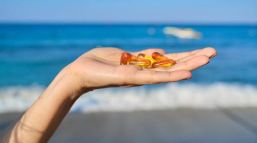 Cine are nevoie de vitamina D și vara? Explicația unui medic endocrinolog