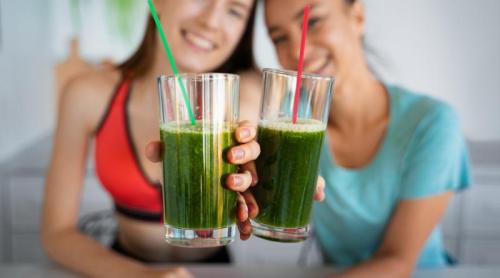 5 mituri despre detoxifiere: Adevărul despre curele care promit să ți „curețe” ficatul