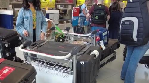 A căzut curentul în aeroportul Otopeni. Panică printre pasageri: "Au pornit generatoarele la alt terminal, aici nu mergeau" 