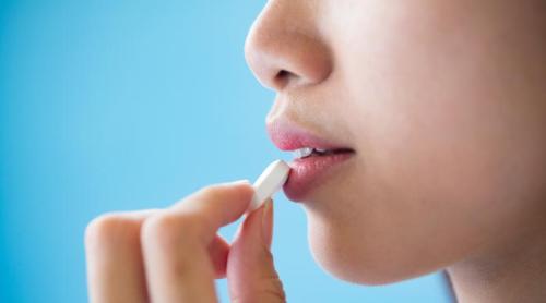 Cât timp se iau antibioticele? Ce se întâmplă dacă oprești tratamentul mai repede