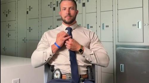 Copilul tău poartă această ținută într o fotografie? Un polițist avertizează: nu o publica pe rețelele sociale / video