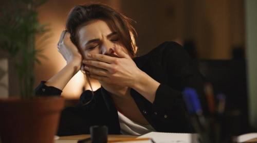 De ce ni se face somn? Cum controlează neuronii nevoia de odihnă