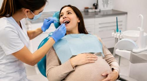 De ce trebuie neapărat să mergi la dentist în perioada prenatală